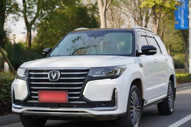 长安CS95 2019款 2.0T 两驱豪华型车身外观6002