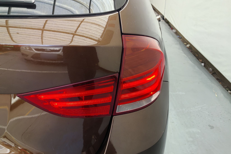 宝马X1 2013款 sDrive18i 时尚型车身外观6011