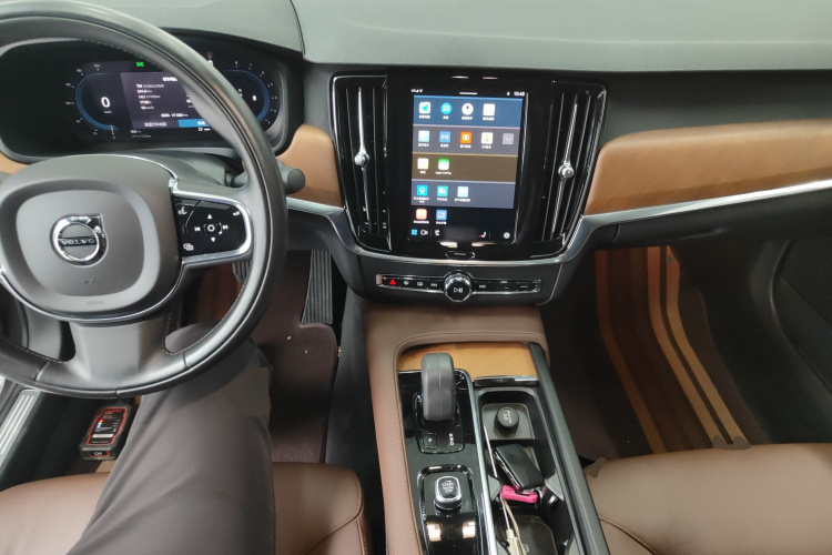 沃尔沃S90 2022款 B5 智逸豪华版中控内饰12