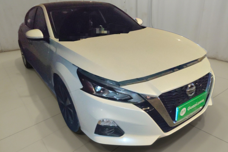 日产 天籁 2021款 2.0L XL 舒适版车身外观3