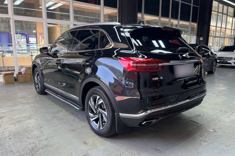 红旗HS5 2022款 改款 2.0T 智联旗享版车身外观6004