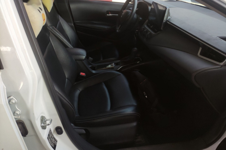 丰田 卡罗拉 2019款 1.2T S-CVT GL先锋版局部细节41