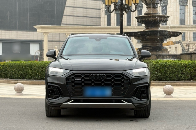 奥迪Q5L 2022款 45T 豪华动感型车身外观6008