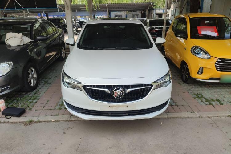 别克 英朗 2021款 改款 典范 1.5L 自动精英型车身外观2