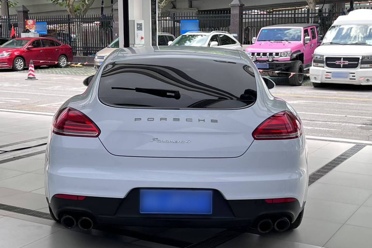 保时捷 2014款 Panamera 4 3.0T车身外观6005