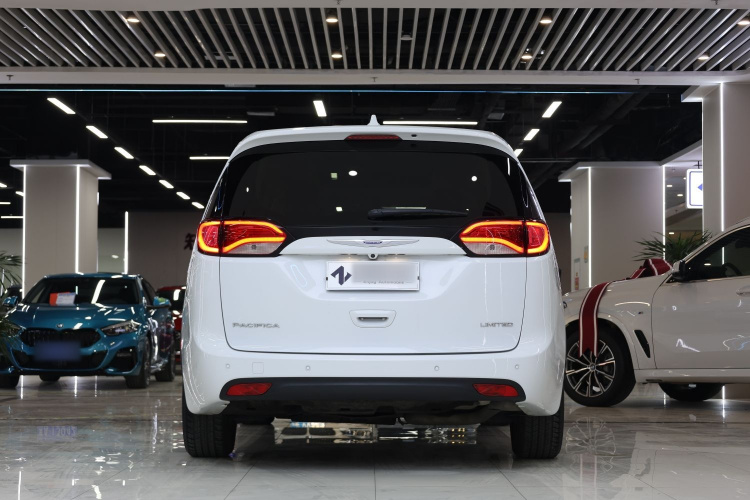 克莱斯勒 大捷龙(进口) 2017款 3.6L 尊享版车身外观6005