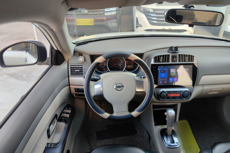 日产 轩逸 2012款 经典 1.6XE 自动舒适版中控内饰7002