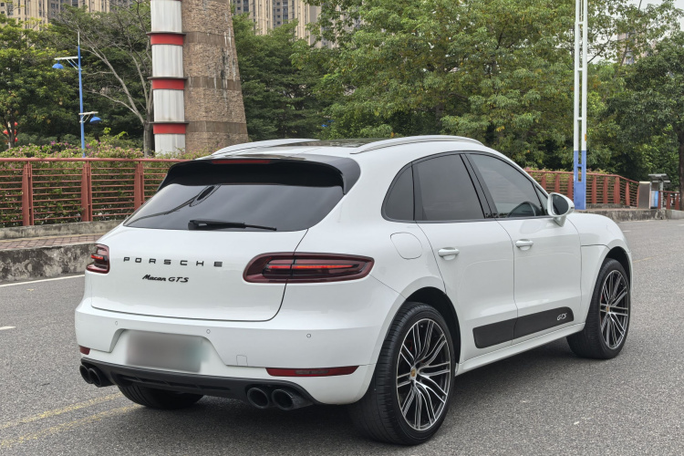 保时捷 2017款 Macan GTS 3.0T车身外观6004
