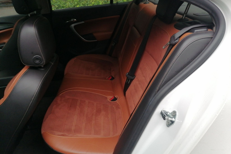 别克 君威 2015款 GS 2.0T 豪情运动版中控内饰7004