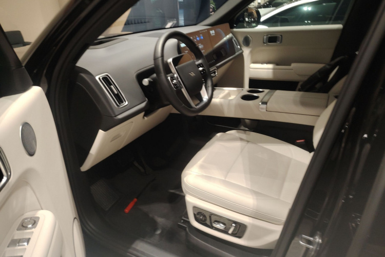 理想汽车 理想L9 2024款 Ultra局部细节19