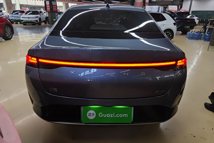 小鹏P5 2023款 智行版车身外观6004