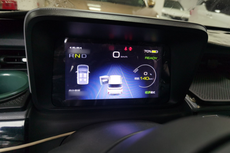 五菱汽车 宏光MINIEV 2022款 GAMEBOY 200km 玩咖款 磷酸铁锂局部细节14