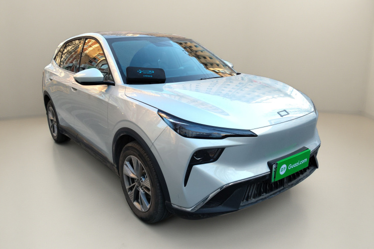 奔腾 悦意03 2025款 565km 乐享版车身外观3