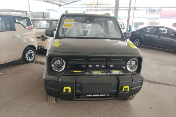 吉利银河 2025款 210km 熊猫骑士车身外观2