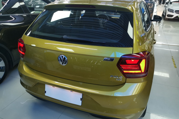 大众 Polo 2019款 Plus 1.5L 自动炫彩科技版车身外观6004