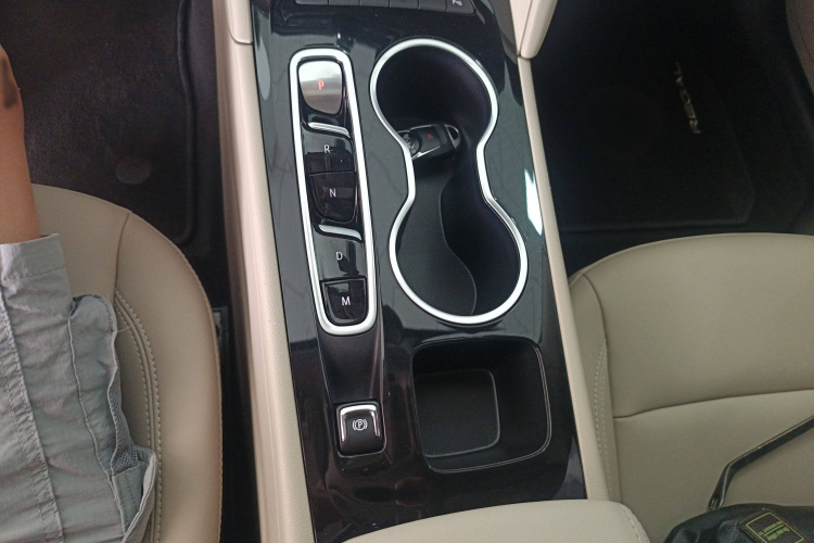 别克 君威 2020款 552T 精英型局部细节18