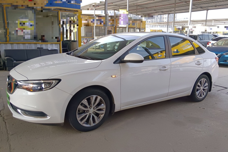 别克 英朗 2019款 18T 自动互联精英型 国VI车身外观4