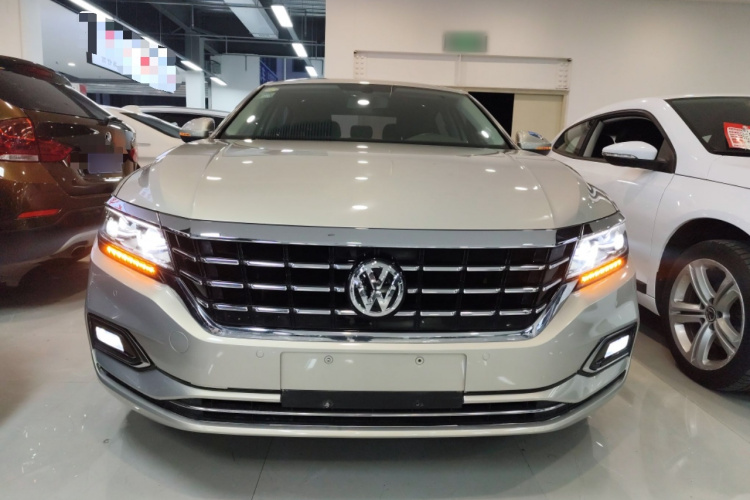 大众 帕萨特 2019款 330TSI 豪华版 国VI车身外观6001
