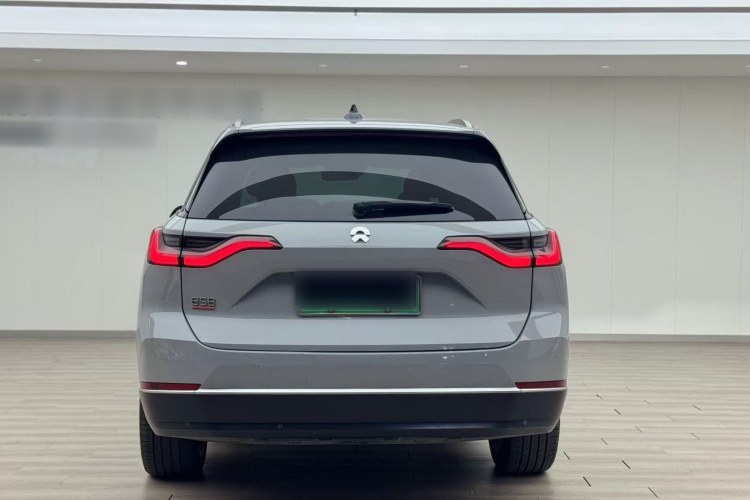 蔚来ES8 2022款 100kWh 签名版 六座车身外观6