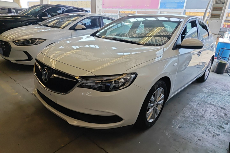 别克 英朗 2021款 改款 典范 1.5L 自动精英型车身外观1