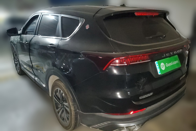 捷途X70 PLUS 2021款 改款 1.5T 手动风 7座车身外观5