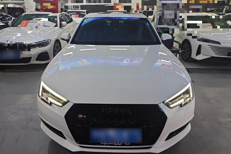 奥迪A4L 2018款 30周年年型 40 TFSI 进取型车身外观2