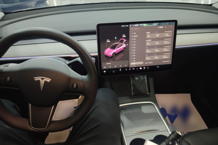 特斯拉 Model Y 2023款 后轮驱动版中控内饰12