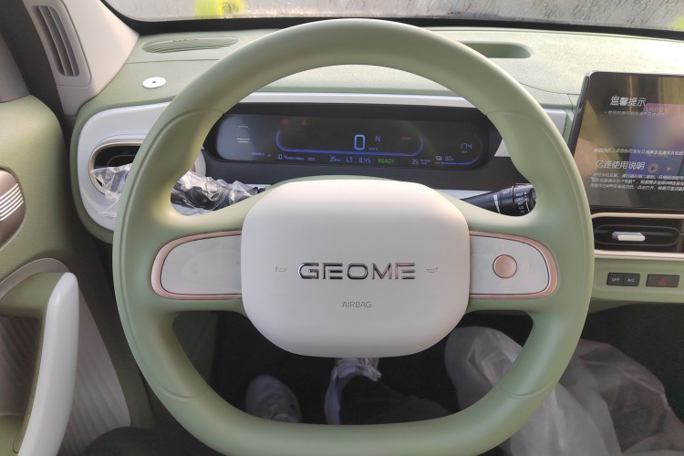 吉利银河 2025款 210km 熊猫骑士局部细节13