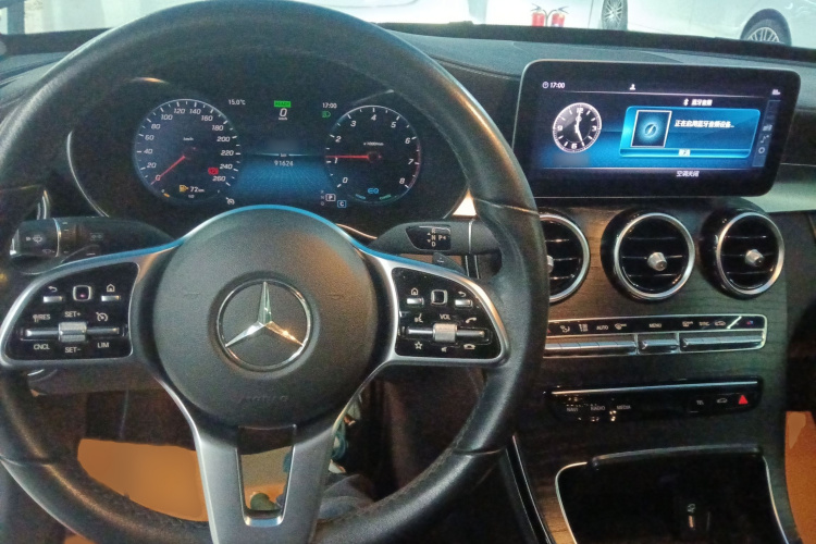 奔驰C级 2019款 改款 C 260 L 运动版中控内饰7002