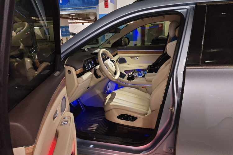 鸿蒙智行 问界M7 2024款 1.5T 智驾四驱Max版 5座中控内饰19