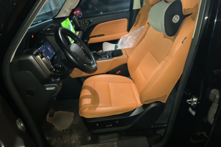 哈弗猛龙新能源 2023款 Hi4 145 探索版中控内饰19