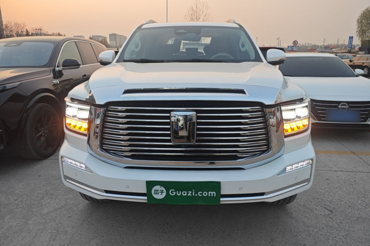 坦克500 2023款 3.0T 商务版 造境型 5座车身外观2