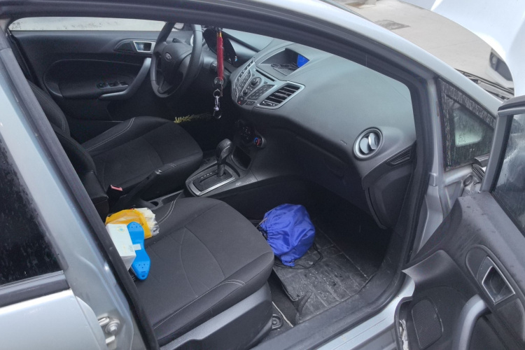 福特 嘉年华 2013款 两厢 1.5L 自动时尚型局部细节9005