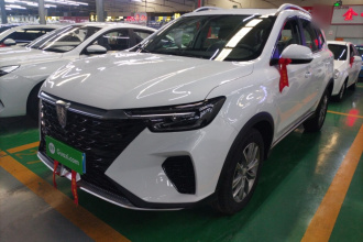 荣威RX5 2025款 PLUS 330TGI 自动领潮智惠版