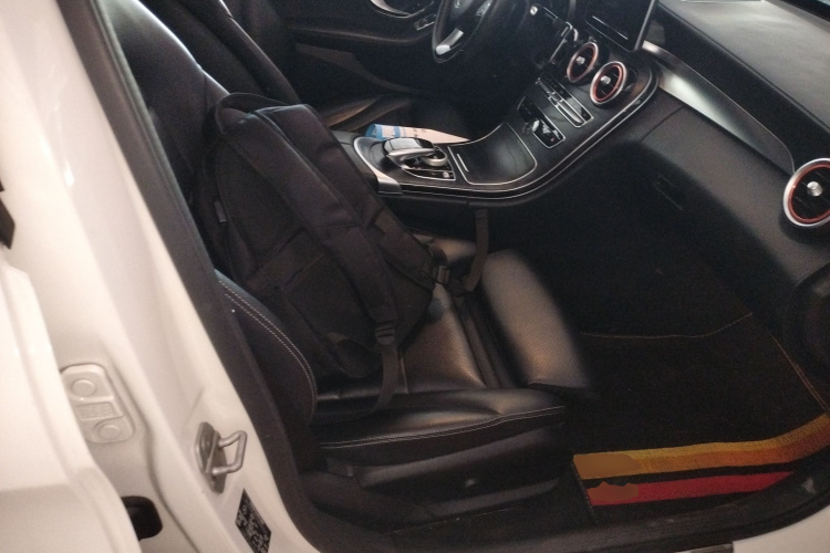 奔驰C级 2015款 改款 C 200 L 运动型局部细节41