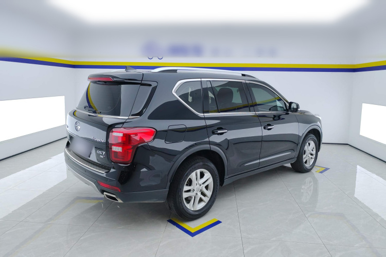 广汽传祺 传祺GS7 2017款 280T 两驱豪华型车身外观7