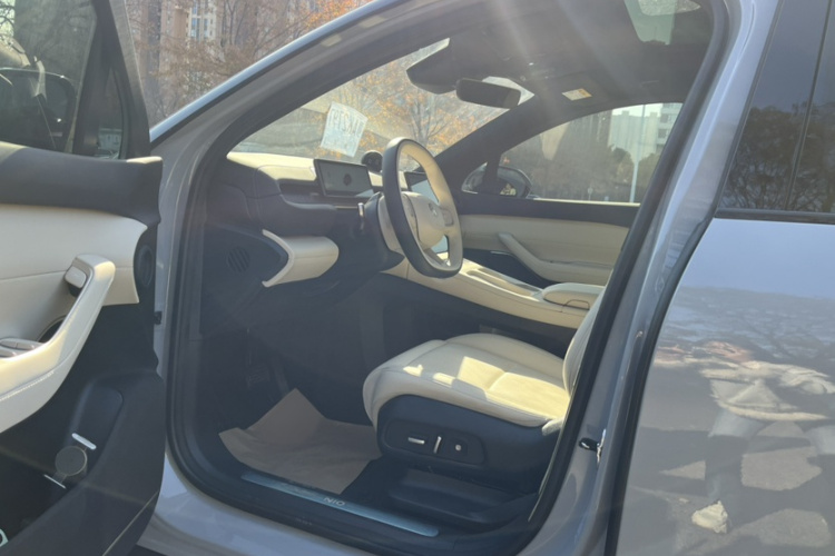 蔚来ES6 2023款 75kWh局部细节19