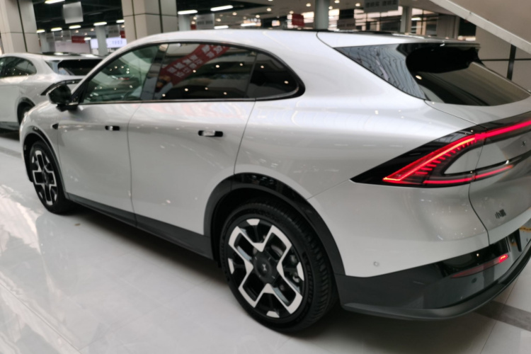 小鹏G7 2025款 702 超长续航 Max车身外观6003