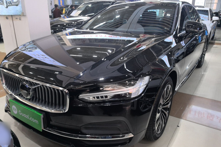沃尔沃S90 2025款 B5 智逸豪华版车身外观1