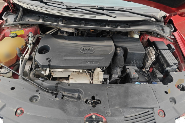 比亚迪G5 2014款 1.5TID 自动旗舰型机舱底盘24