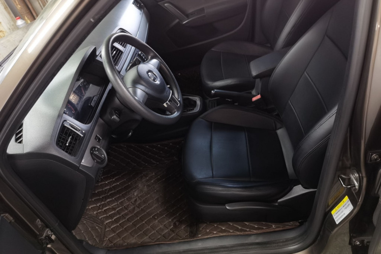 大众 朗行 2013款 1.6L 自动风尚型中控内饰19