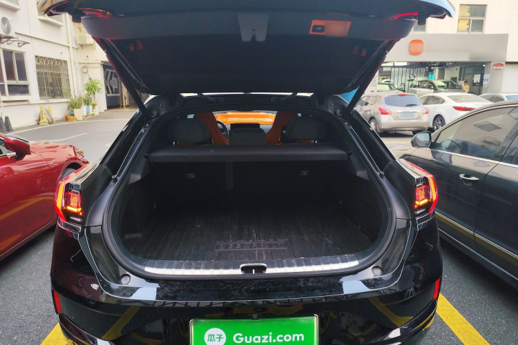 极氪001 2023款 YOU版 100kWh局部细节23