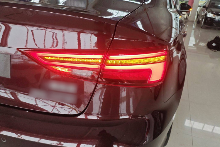 奥迪A3 2020款 改款 Limousine 35 TFSI 进取型 国VI车身外观9