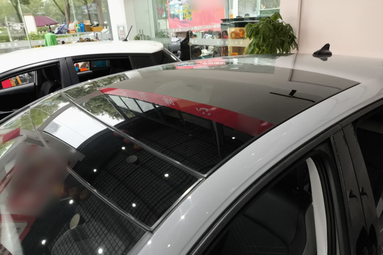 大众 高尔夫 2023款 280TSI DSG Pro 20周年纪念版局部细节57