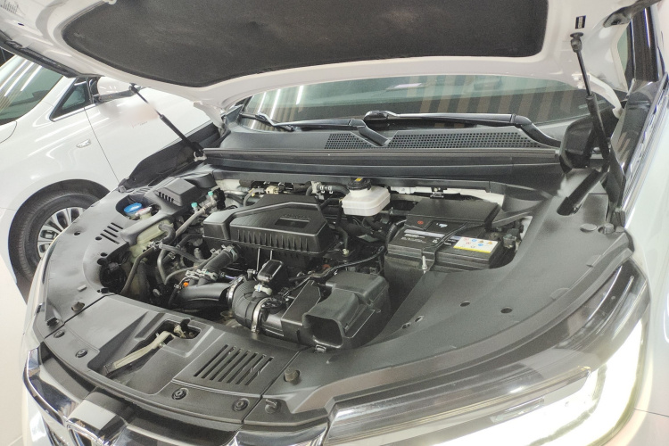 本田 冠道 2017款 240TURBO 两驱豪华版机舱底盘24