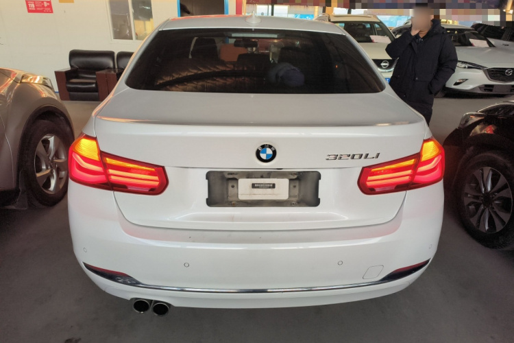 宝马3系 2017款 320Li 时尚型车身外观6004