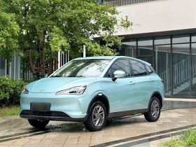 哪吒汽车 哪吒V 2021款 标准续航娱乐版