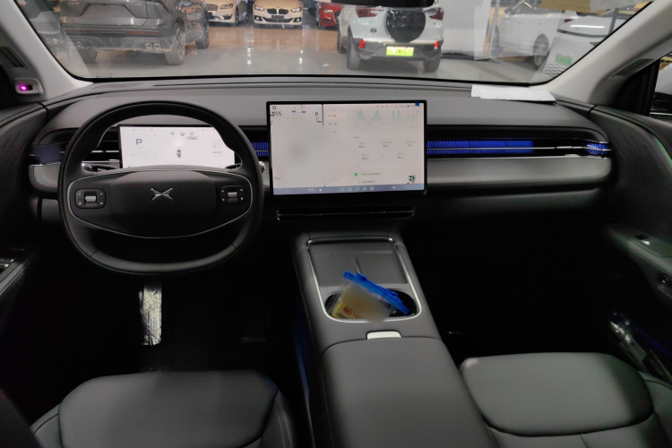 小鹏G6 2025款 625 长续航 Max 科技版中控内饰7003