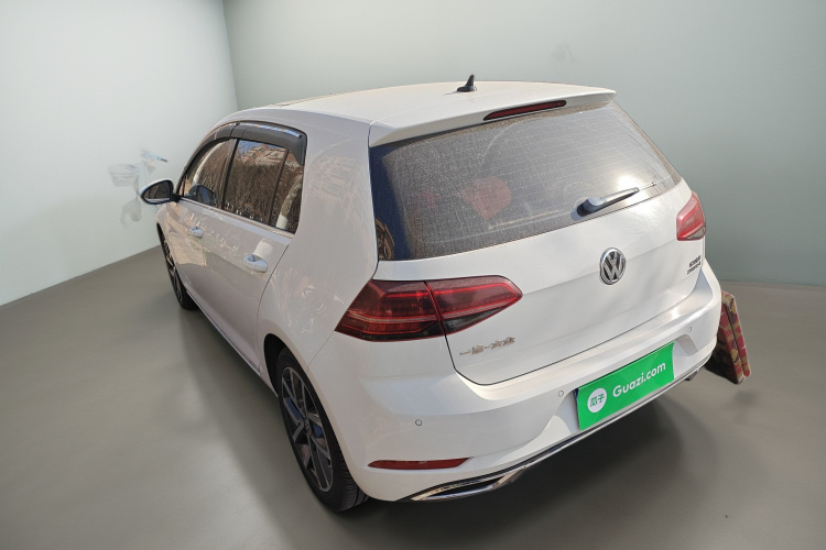 大众 高尔夫 2019款 280TSI DSG豪华型 国VI车身外观5