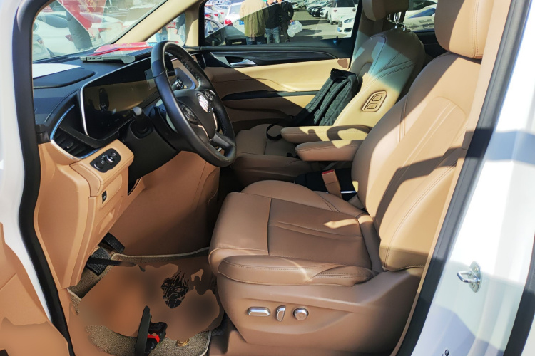 别克GL8 2021款 ES陆尊 653T 豪华型中控内饰19